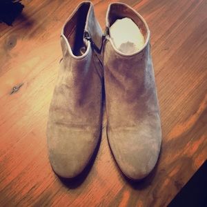 Sam Edelman bootie size 7 in used condition